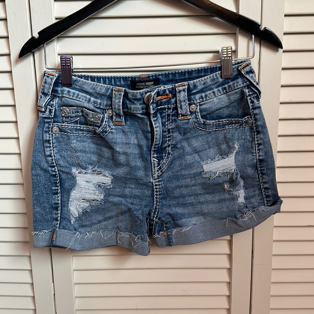 size 26 mixed blue denim mid rise curvy jean shorts true religion